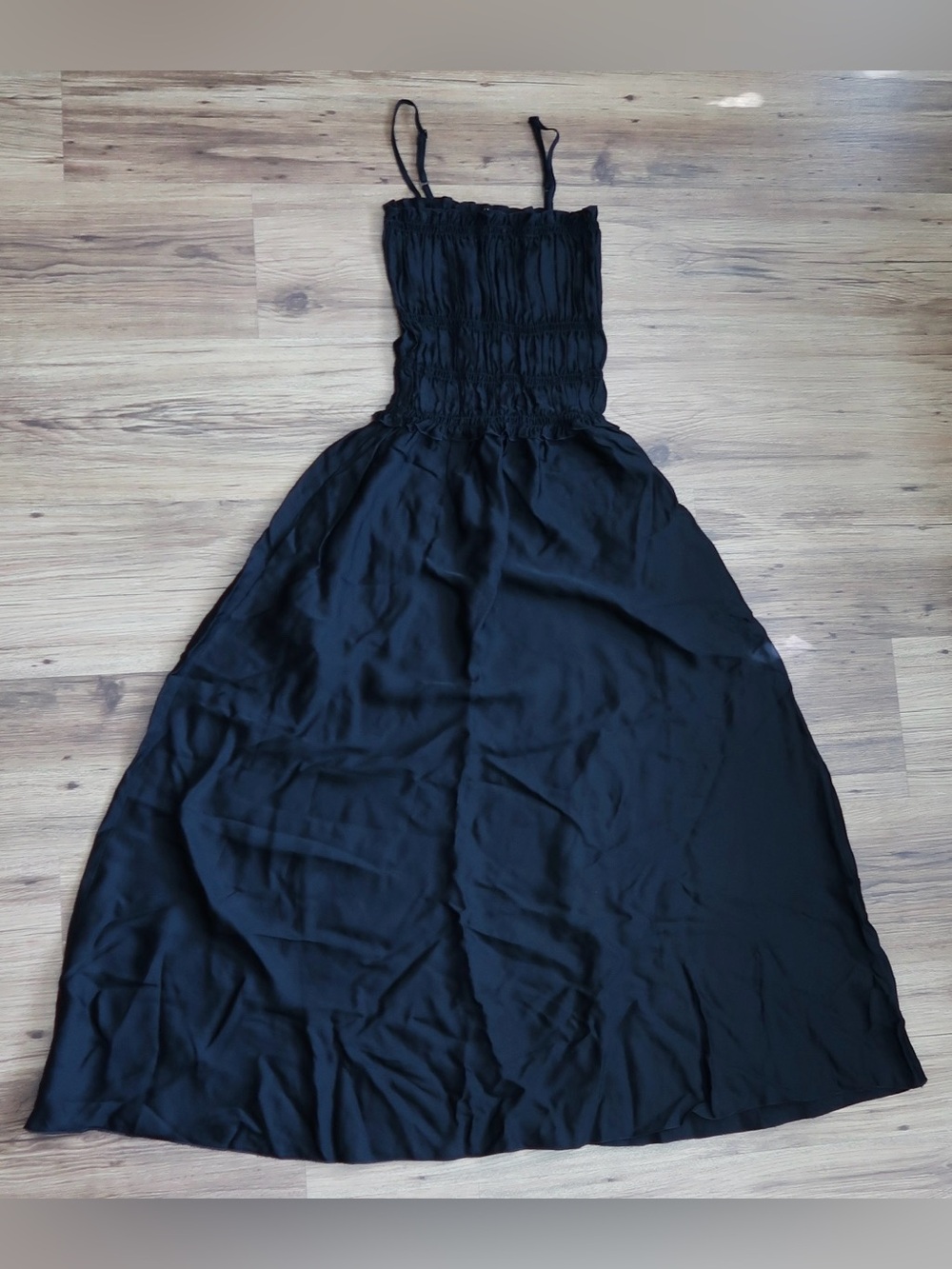 Kotn Women’s Black Midi Ruffle Dress S NWOT